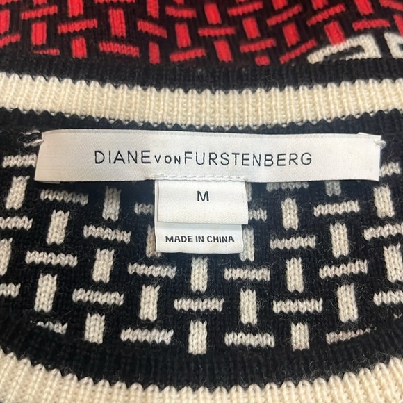 Diane von Furstenberg sweater - Picture 4 of 6